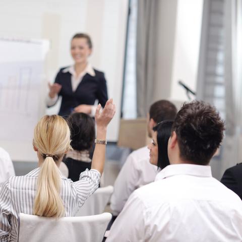 探索虚拟与现实的交汇点：《创造大陆的游戏》——如何通过科技与创新，重塑我们对地理空间的认知